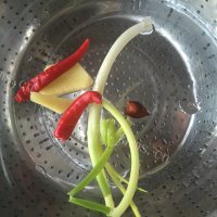红烧猪尾巴做法图解3)