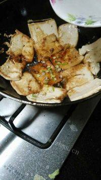煎豆腐做法图解9)