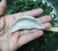 自己做的荠菜猪肉水饺做法图解10)