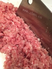 美味的干蒸鲜虾烧麦做法图解8)