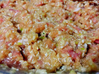 美味的猪肉白菜水饺做法图解4)