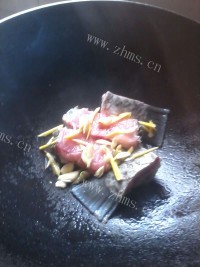 美味的豆腐鱼汤做法图解2)