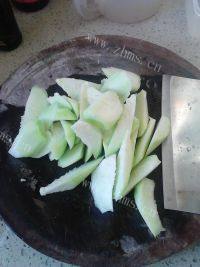 家常菜丝瓜蛋花汤做法图解1)