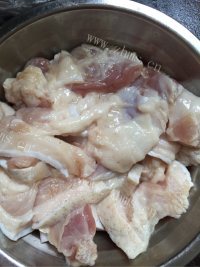 口感不错的五花肉卤蛋做法图解1)