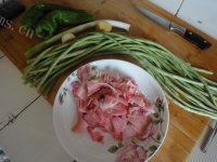 「DIY美食」豇豆炒肉做法图解1)