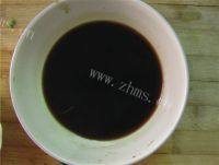 家常菜凉拌手撕茄子做法图解7)