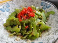 外婆做的凉拌苦瓜