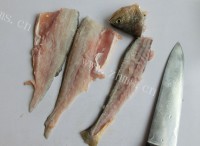 好吃的黄鱼雪菜煨面做法图解3)