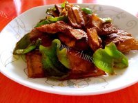 家常菜青椒炒豆干