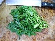 香糯的素炒绿豆芽做法图解3)