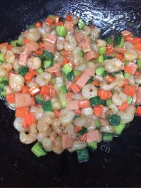 美味的什锦虾仁做法图解7)