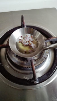 家常菜炝拌绿豆芽做法图解7)