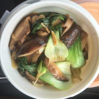 家常菜香菇炒油菜