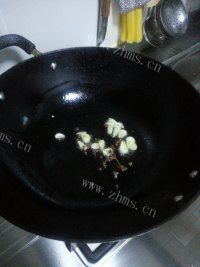 美味的爆炒蛤蜊做法图解5)
