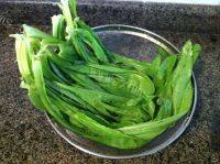 芝麻酱拌油麦菜做法图解2)