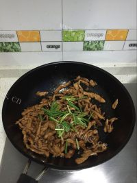 百吃不厌的糖醋里脊肉做法图解8)
