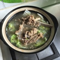 鲜香可口的羊骨头砂锅做法图解11)