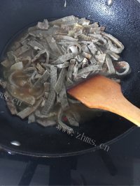 香气浓郁的烫蛋皮做法图解8)