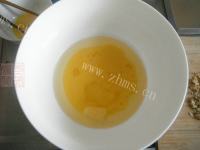 自制核桃酥饼做法图解2)