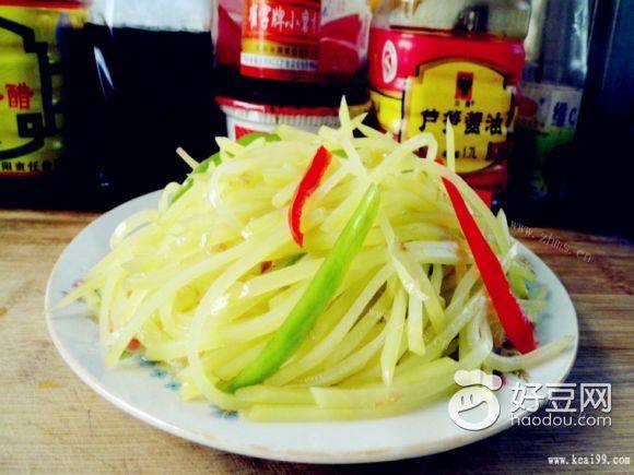 家常炝拌酸辣土豆丝