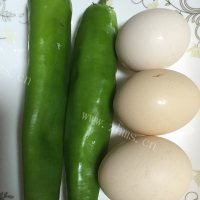 营养丰富的尖椒炒鸡蛋做法图解1)