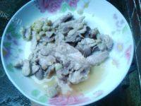 家常菜肉片炒扁豆做法图解6)
