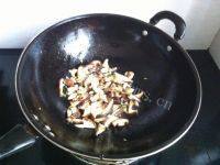家常菜香菇炒肉丝做法图解8)