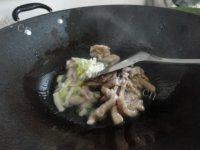 「念念不忘」香干炒芹菜做法图解6)