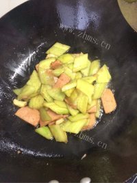 家常菜黄瓜炒火腿做法图解6)
