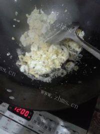 家常的韭菜炒鸡蛋做法图解2)