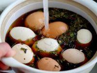 「DIY美食」茶叶蛋做法图解4)