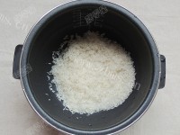 香喷喷的腊肉香菇焖饭#新鲜从做法图解8)