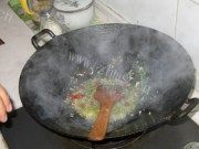炒螺丝做法图解3)