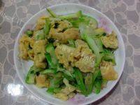 家常菜西葫芦炒鸡蛋