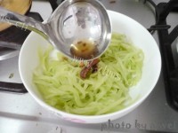 家常菜炝拌莴笋丝