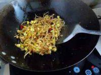 家常菜素炒黄豆芽