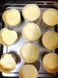 美味酱爆北海道戚风蛋糕做法图解7)