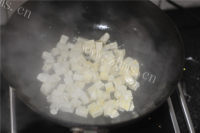 下饭的香菇酱蚝油豆腐做法图解2)
