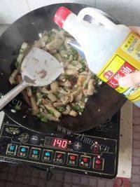 适量鱼香茄子做法图解10)