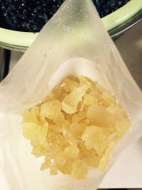 美味可口的野生蓝莓果酱做法图解2)