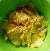家常菜西红柿炒鸡蛋做法图解3)