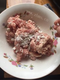 美味的荔枝肉做法图解3)