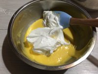 自制香橙蛋糕卷做法图解10)