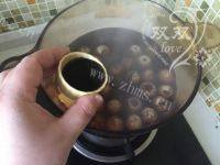 美味的五香鹌鹑蛋做法图解6)