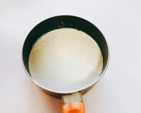 美味的香浓奶油布丁做法图解1)