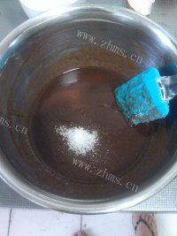 布朗尼蛋糕做法图解3)