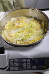 家常鸡汤白菜煲海蟹做法图解5)