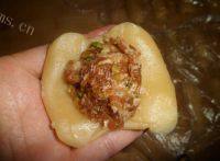 自制榨菜鲜肉月饼做法图解11)