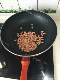 自制花生芝麻糖做法图解1)