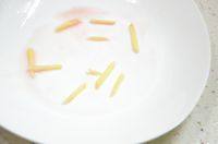 家庭版清蒸鲫鱼做法图解3)